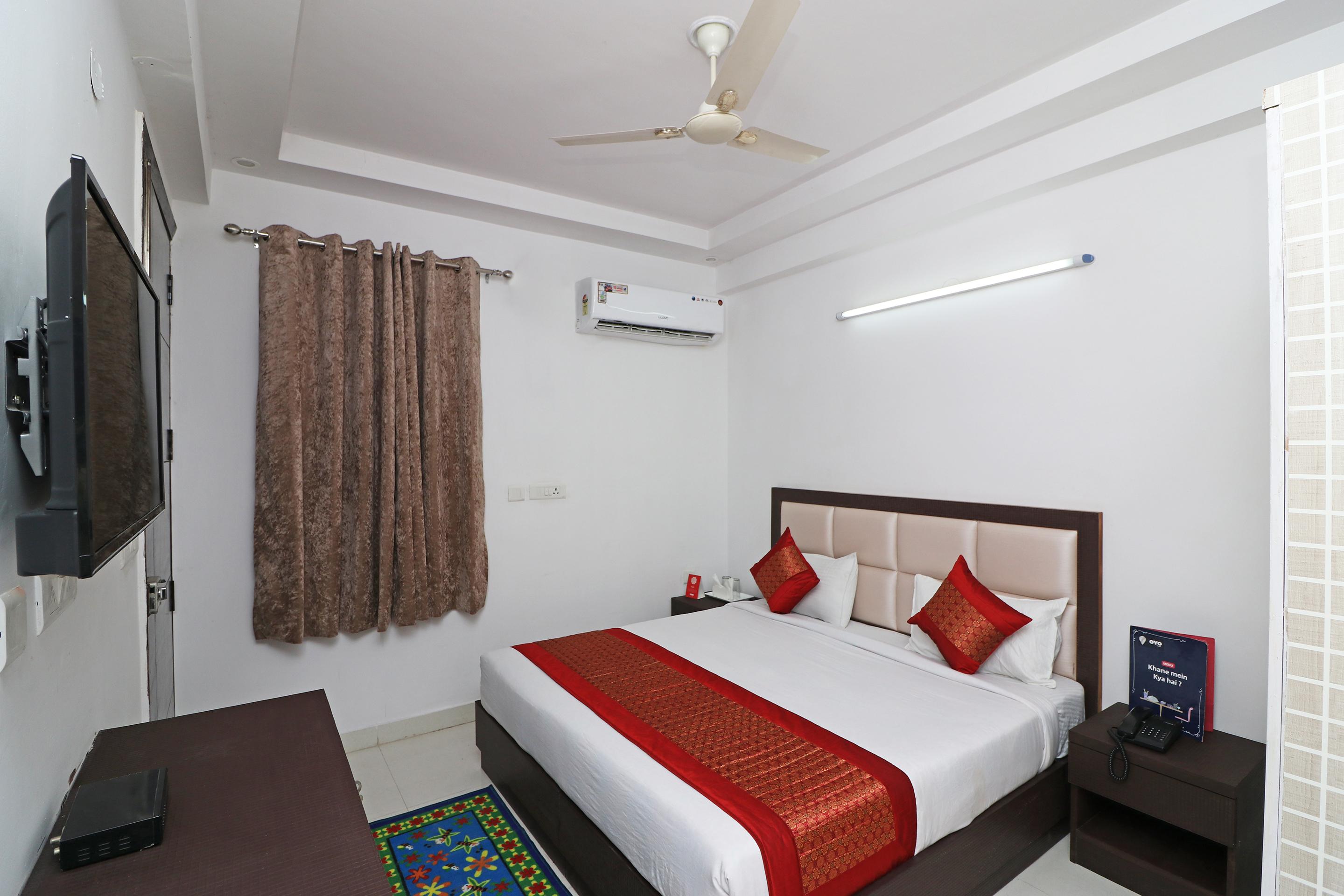 Hotel O Avalon Palace
